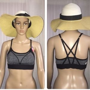 New Victoria's Secret Pink Ultimate Sports Bra Size XS